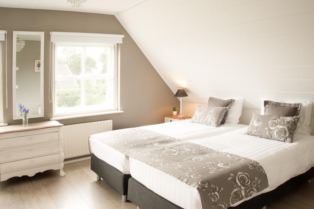 Bed and Breakfast Het Jaarsveldhof Montfoort Esterno foto